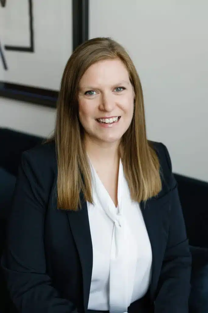 Potrait of Alissa Vogeelsang